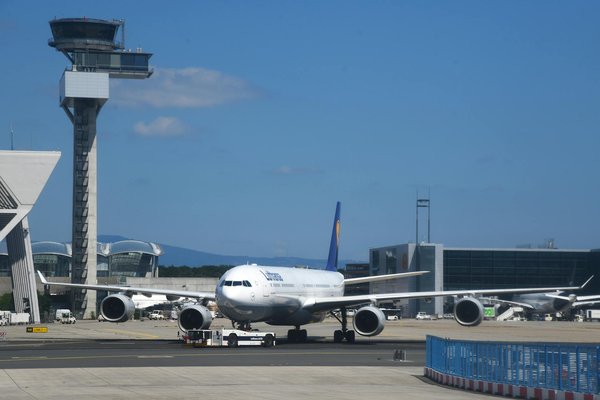 Peut-on trouver une croisière qui propose des cours de cuisine française avec des chefs renommés?